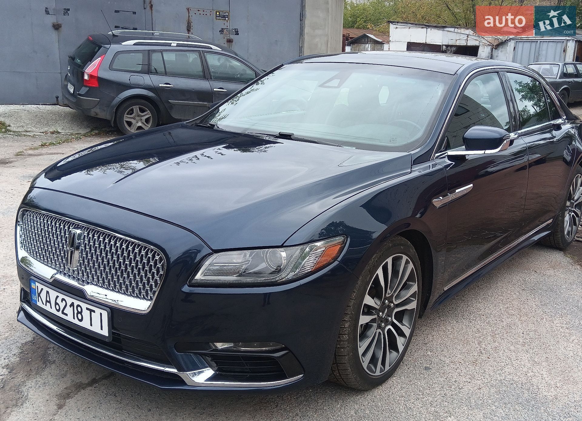 Lincoln Continental 2017 VIN 1LN6L9NC1H5629480 фото оголошення 12 з 12