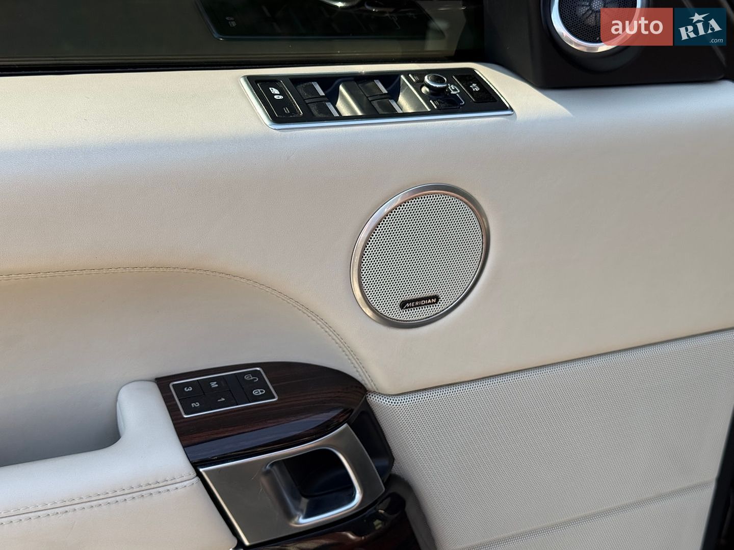 Land Rover Range Rover 2014 VIN SALGA2HF9EA164552 фото оголошення 19 з 22