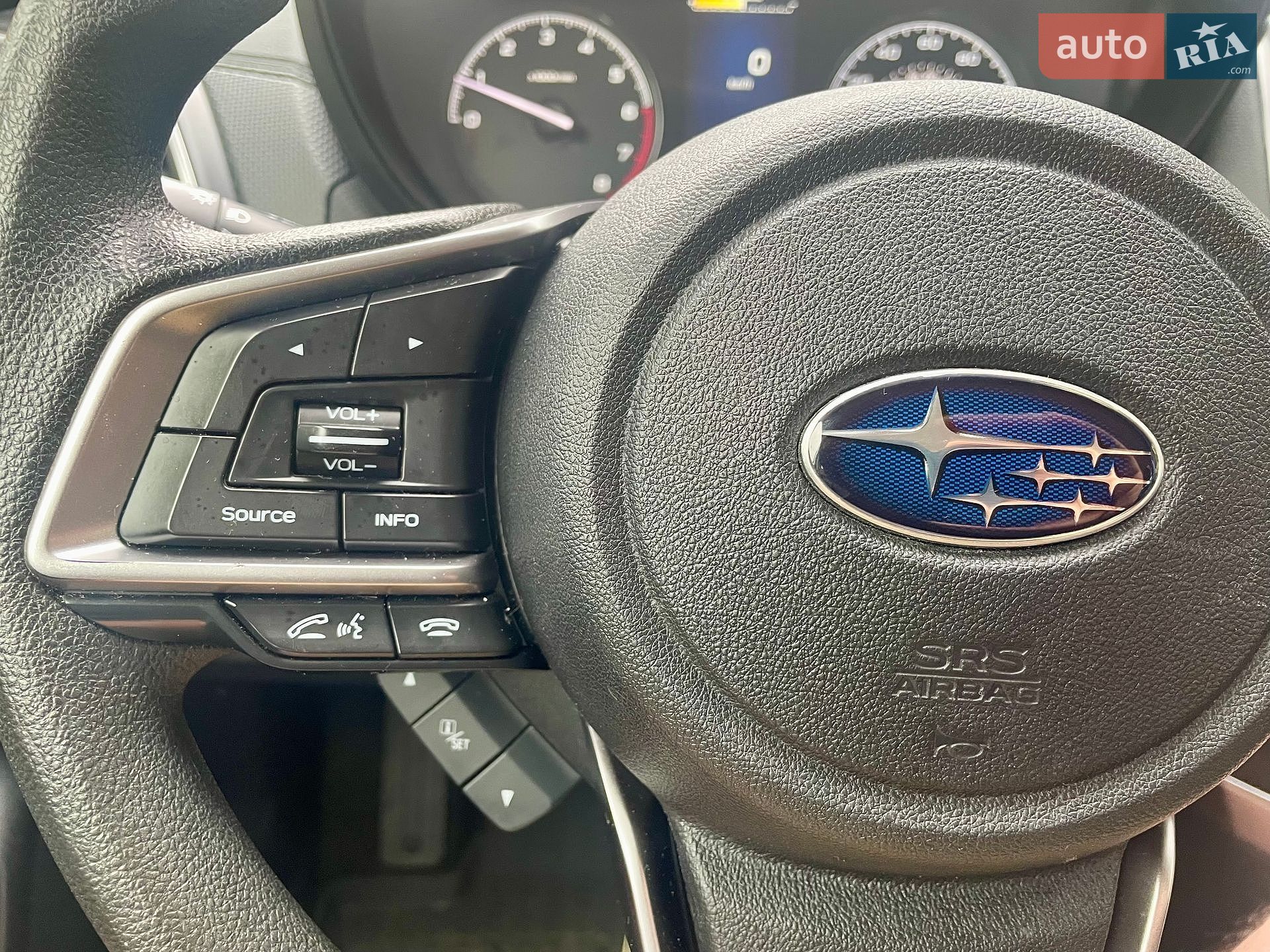 Subaru Forester 2019 VIN JF2SKADCXLH411992 фото оголошення 3 з 31