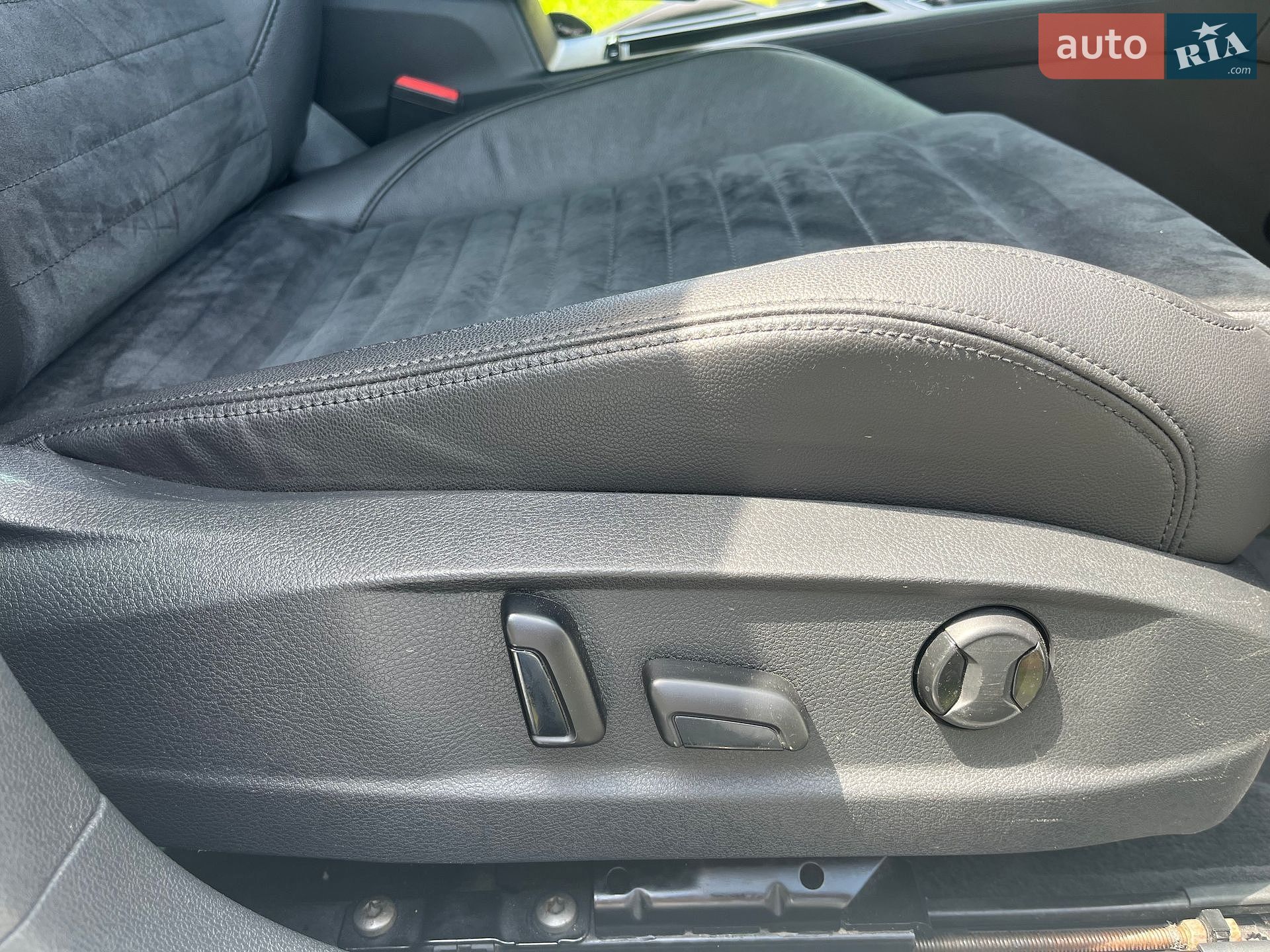Volkswagen Passat 2017 VIN WVWZZZ3CZJE006947 фото оголошення 18 з 23