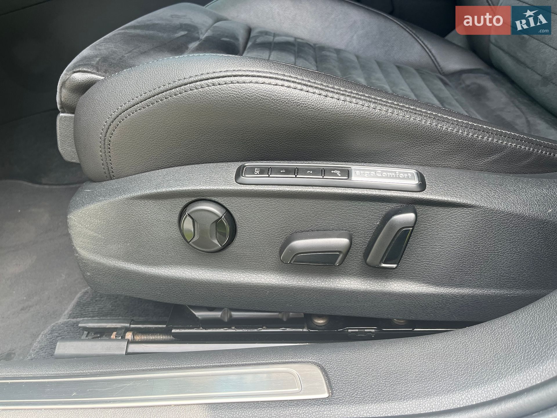 Volkswagen Passat 2017 VIN WVWZZZ3CZJE006947 фото оголошення 17 з 23