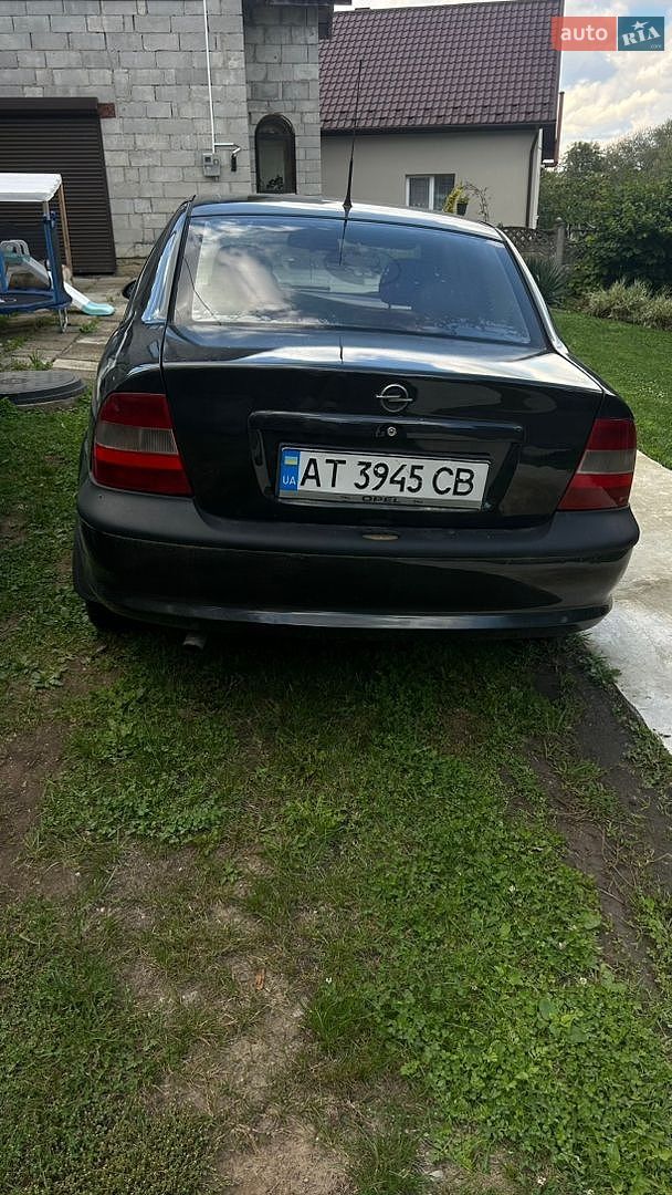 Opel Vectra 1996 VIN W0L000036T5062700 фото оголошення 3 з 7