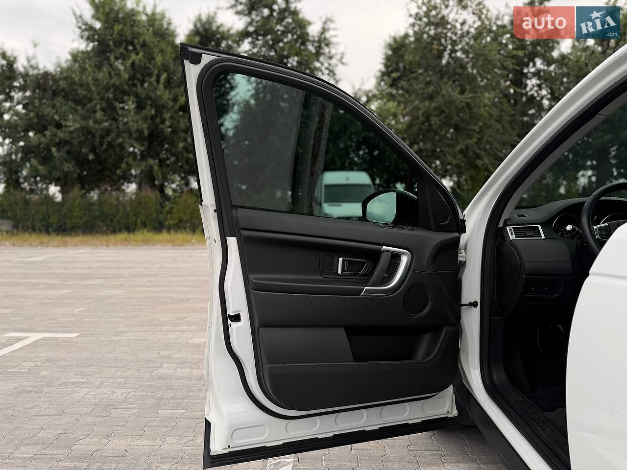 Land Rover Discovery Sport 2017 VIN SALCA2BN1HH713431 фото оголошення 23 з 55