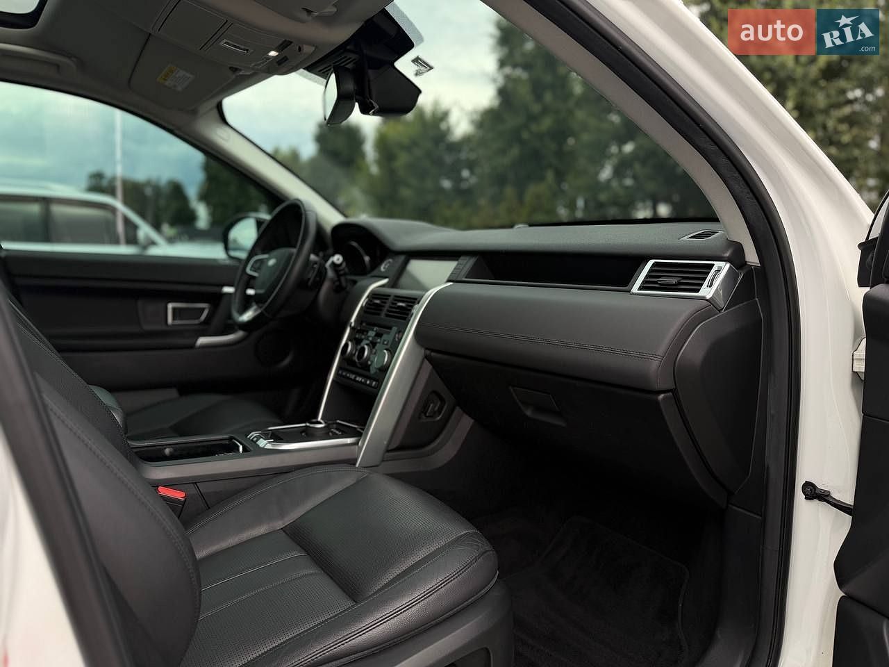 Land Rover Discovery Sport 2017 VIN SALCA2BN1HH713431 фото оголошення 30 з 55