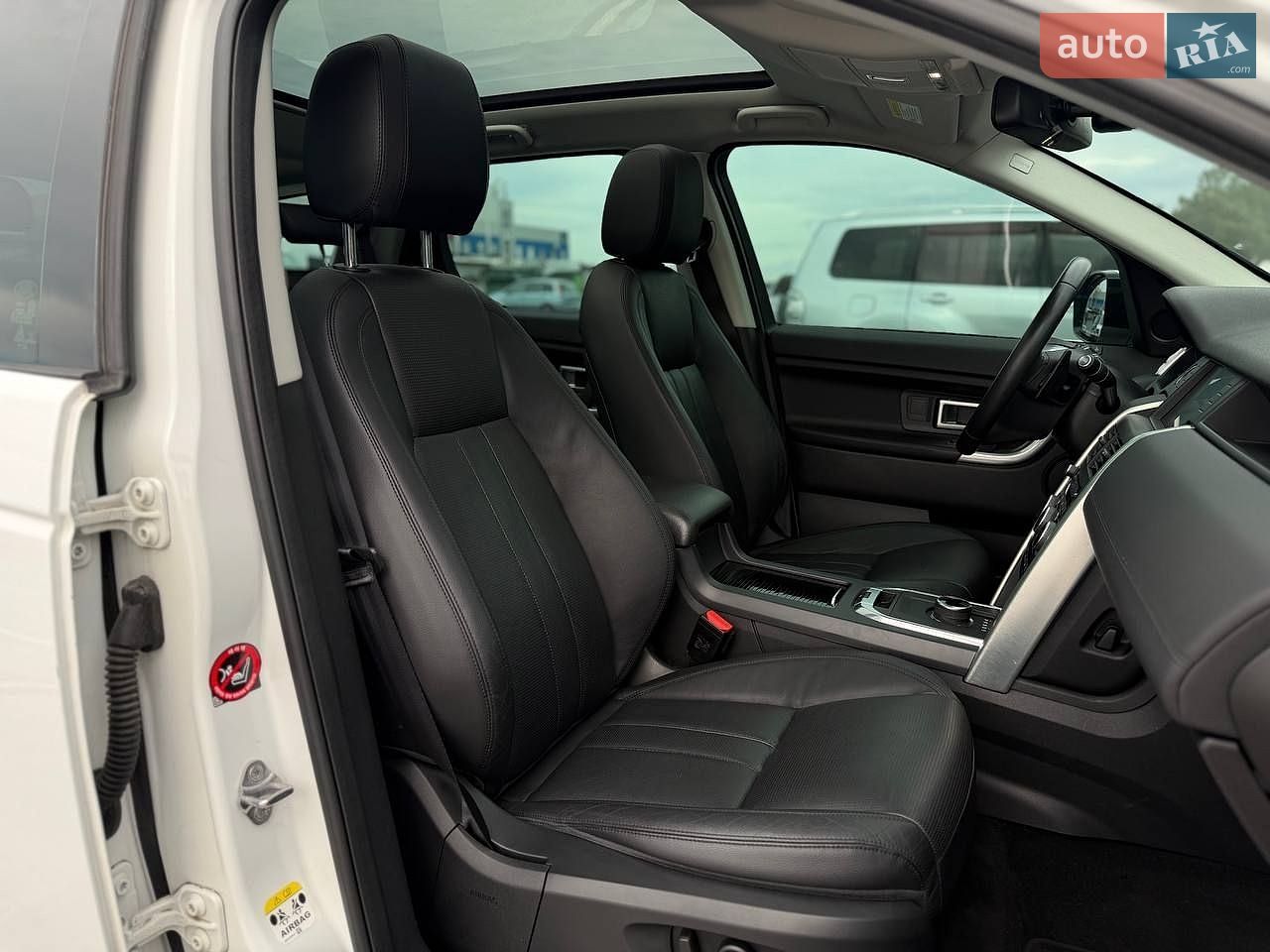 Land Rover Discovery Sport 2017 VIN SALCA2BN1HH713431 фото оголошення 32 з 55
