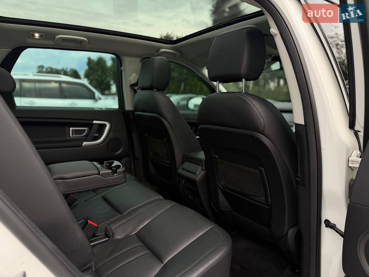 Land Rover Discovery Sport 2017 VIN SALCA2BN1HH713431 фото оголошення 31 з 55