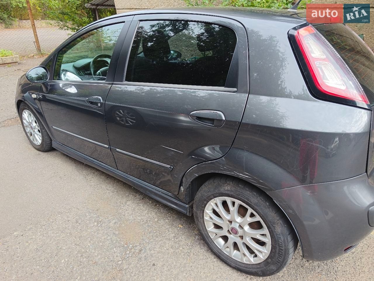 Fiat Punto 2010 VIN ZFA19900001712920 фото оголошення 4 з 23