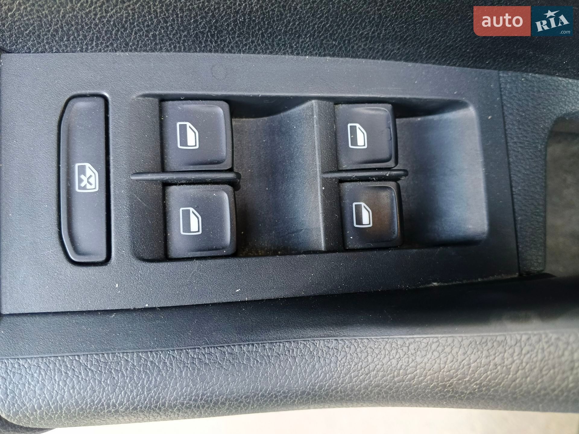Skoda Octavia 2014 VIN TMBJG7NE3E0141326 фото оголошення 15 з 21