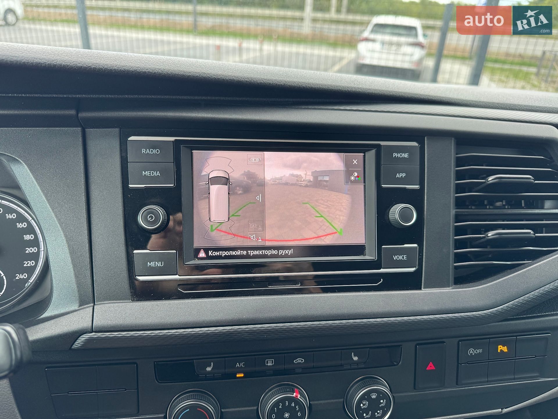 Volkswagen Transporter 2020 VIN WV1ZZZ7HZLH017140 фото оголошення 20 з 32
