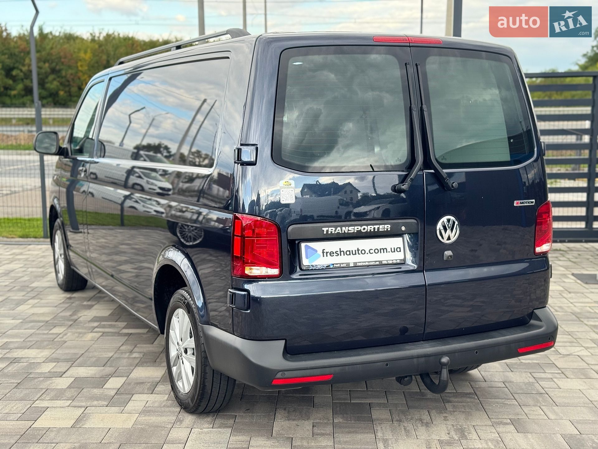 Volkswagen Transporter 2020 VIN WV1ZZZ7HZLH017140 фото оголошення 10 з 32