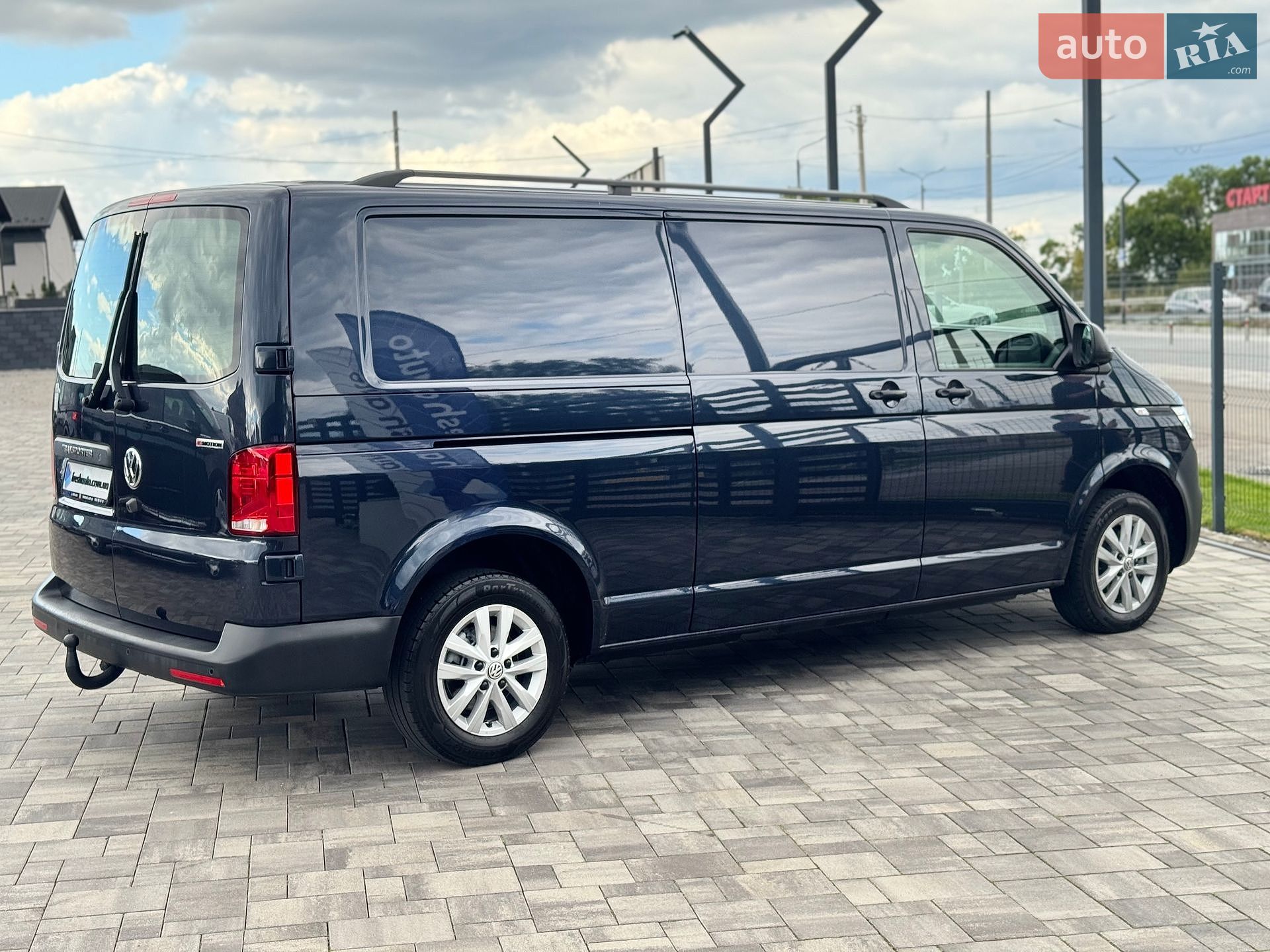 Volkswagen Transporter 2020 VIN WV1ZZZ7HZLH017140 фото оголошення 3 з 32