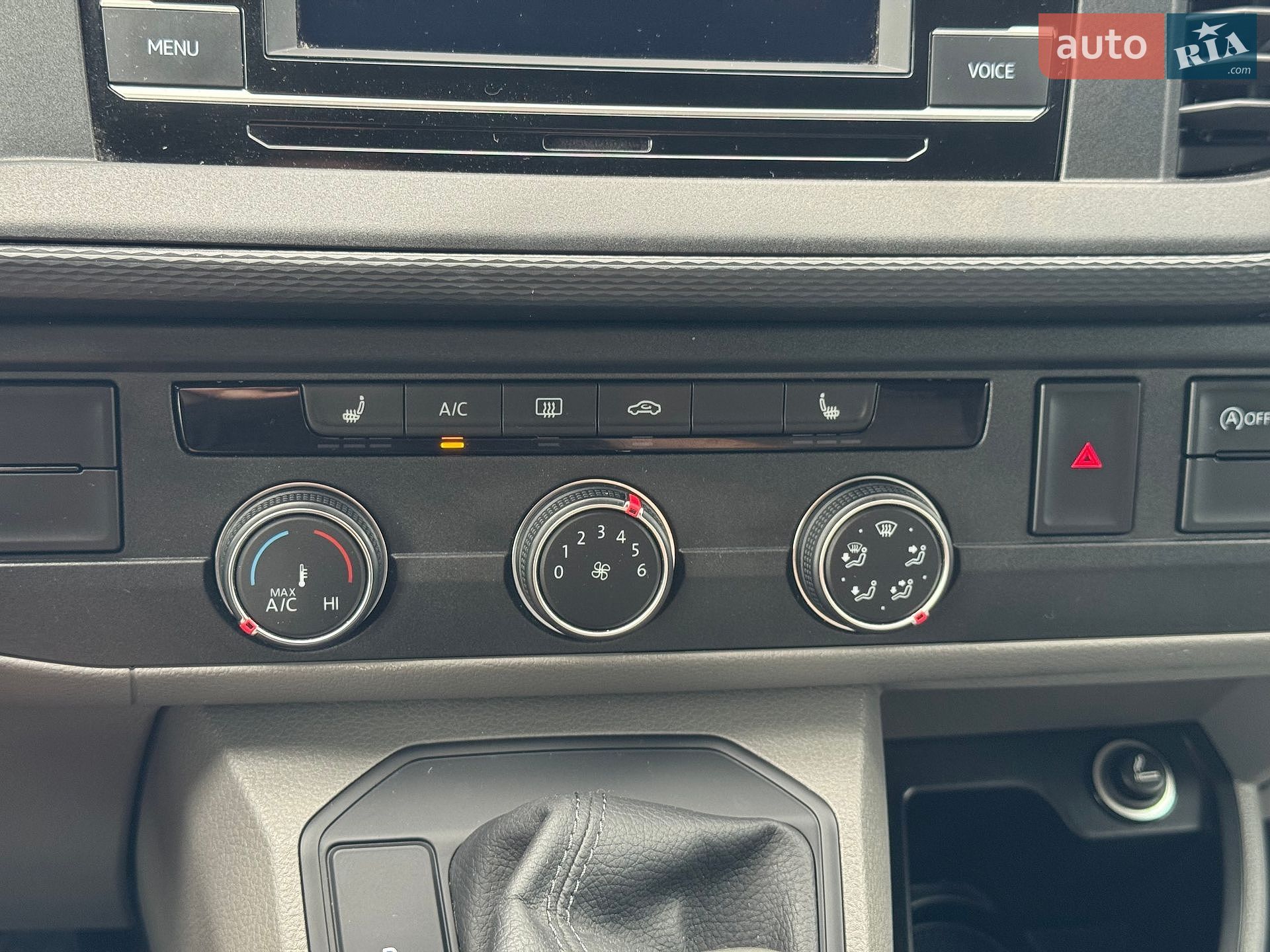 Volkswagen Transporter 2020 VIN WV1ZZZ7HZLH017140 фото оголошення 23 з 32