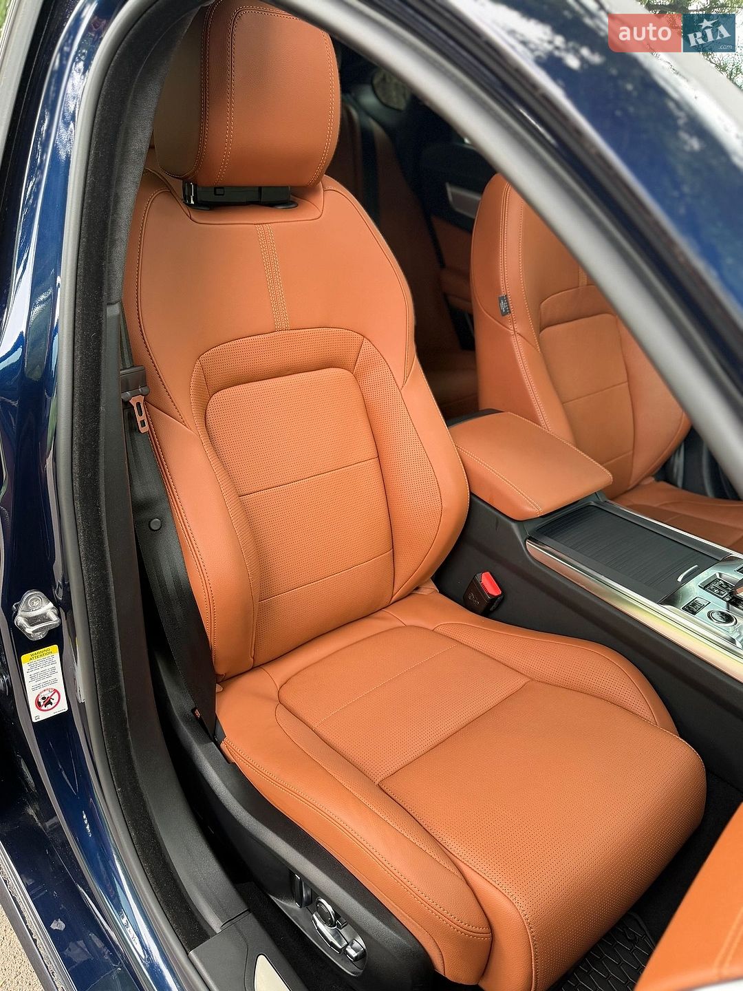 Jaguar XF 2023 VIN SAJBL4GX4RCY93975 фото оголошення 25 з 88