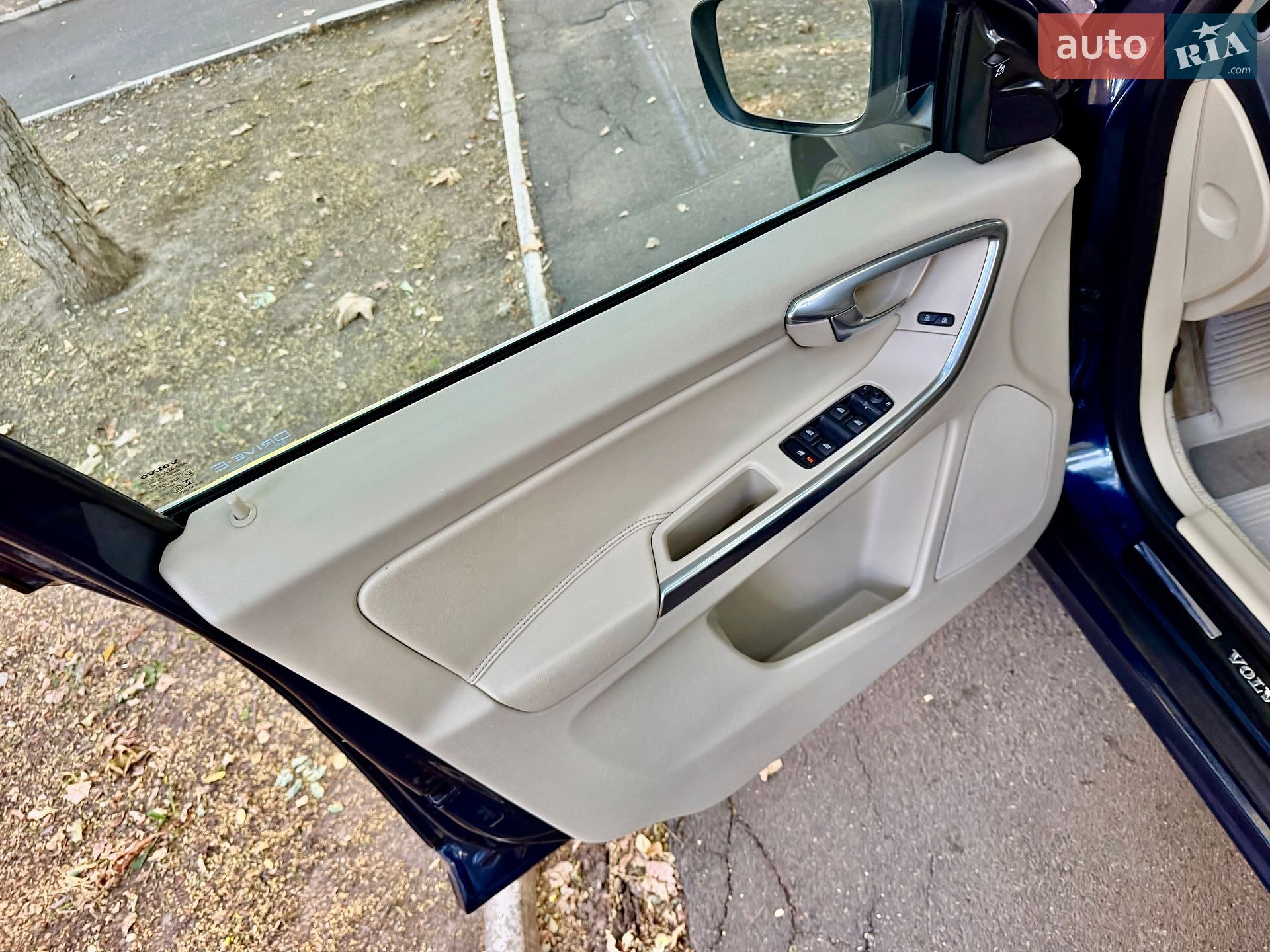 Volvo XC60 2014 VIN YV440MDK7F2649325 фото оголошення 14 з 67