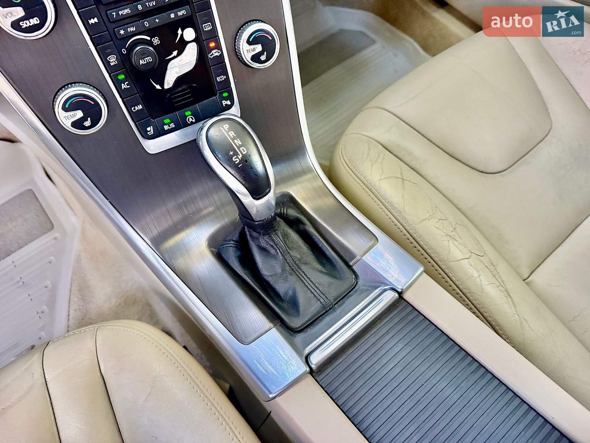Volvo XC60 2014 VIN YV440MDK7F2649325 фото оголошення 24 з 67