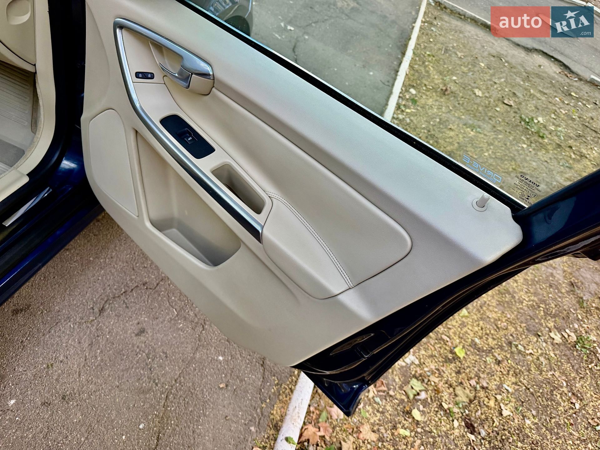 Volvo XC60 2014 VIN YV440MDK7F2649325 фото оголошення 29 з 67