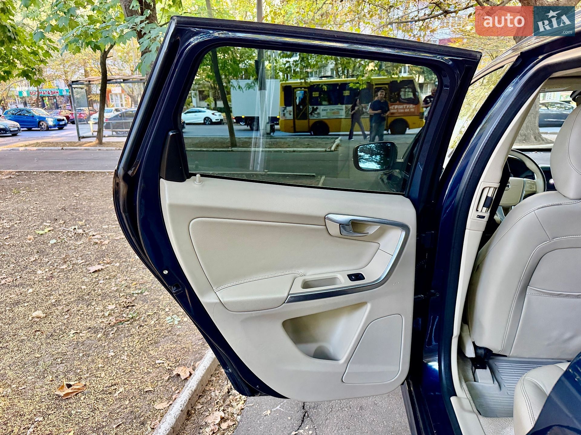 Volvo XC60 2014 VIN YV440MDK7F2649325 фото оголошення 47 з 67