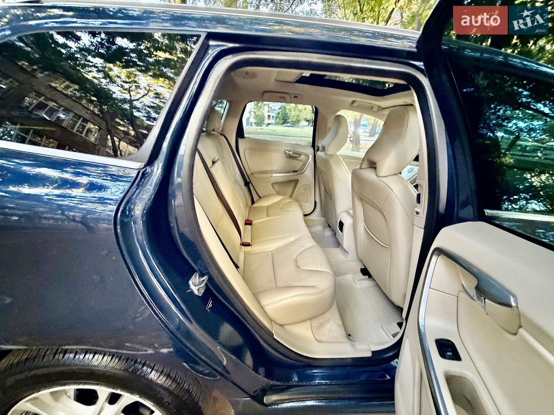 Volvo XC60 2014 VIN YV440MDK7F2649325 фото оголошення 45 з 67