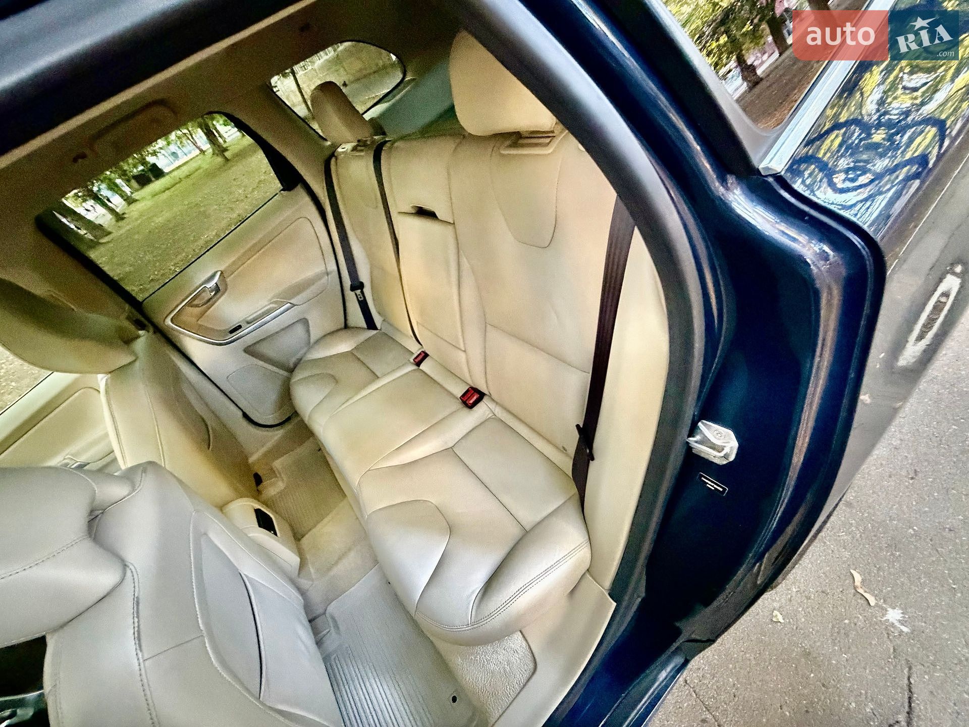 Volvo XC60 2014 VIN YV440MDK7F2649325 фото оголошення 53 з 67