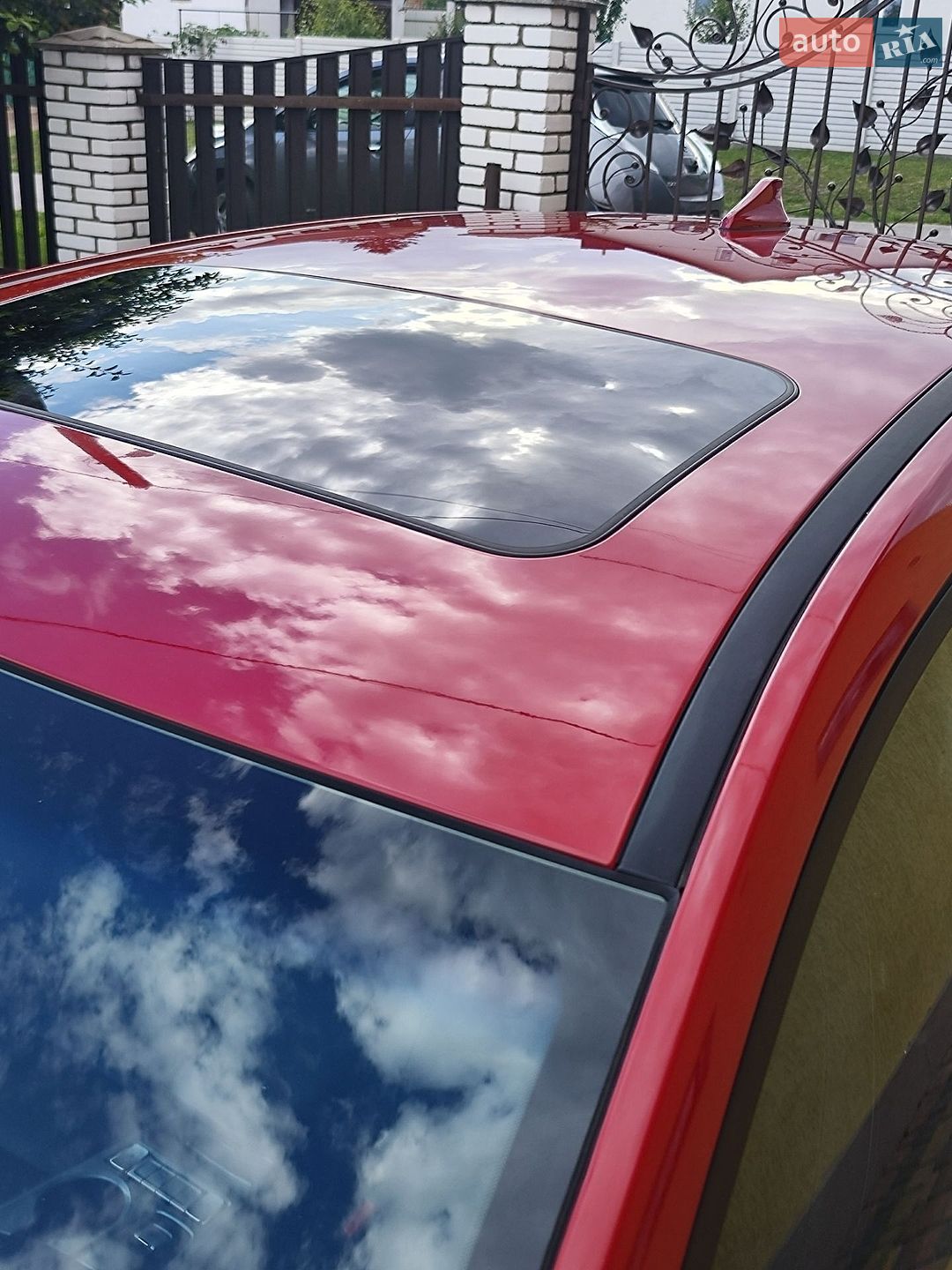 Hyundai Kona Electric 2020 VIN KM8K33AGXMU121920 фото оголошення 3 з 42