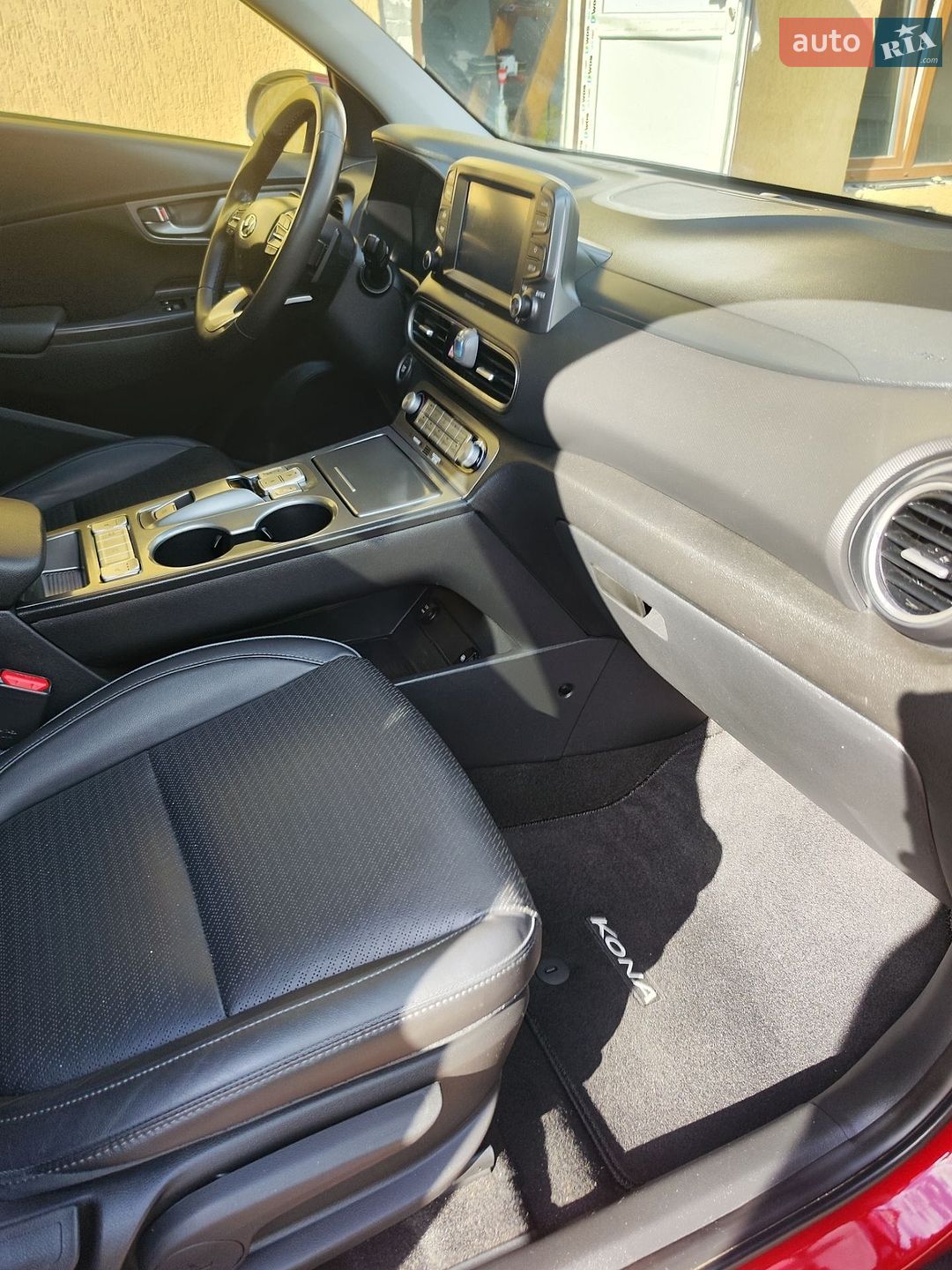 Hyundai Kona Electric 2020 VIN KM8K33AGXMU121920 фото оголошення 27 з 42