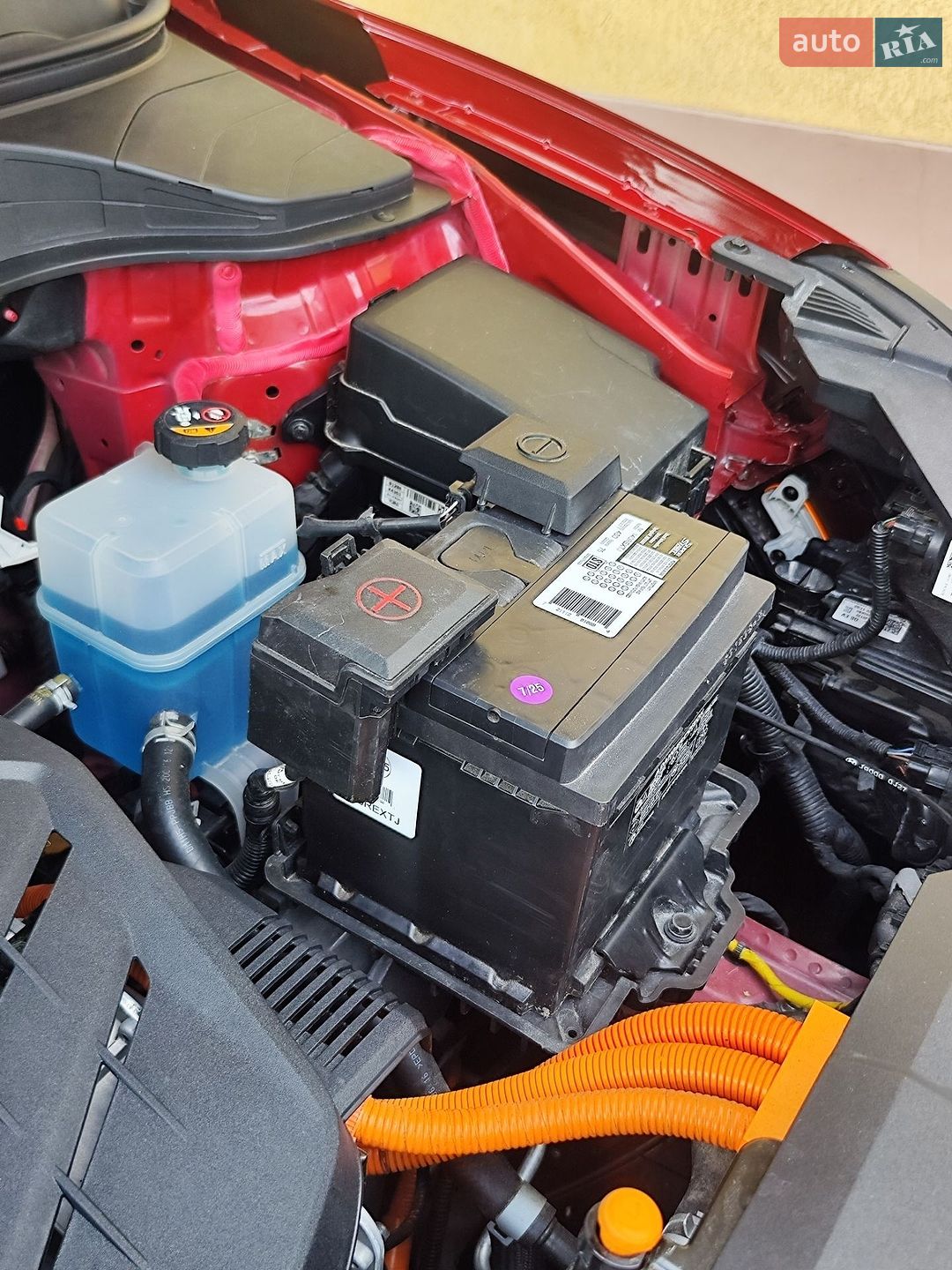 Hyundai Kona Electric 2020 VIN KM8K33AGXMU121920 фото оголошення 34 з 42