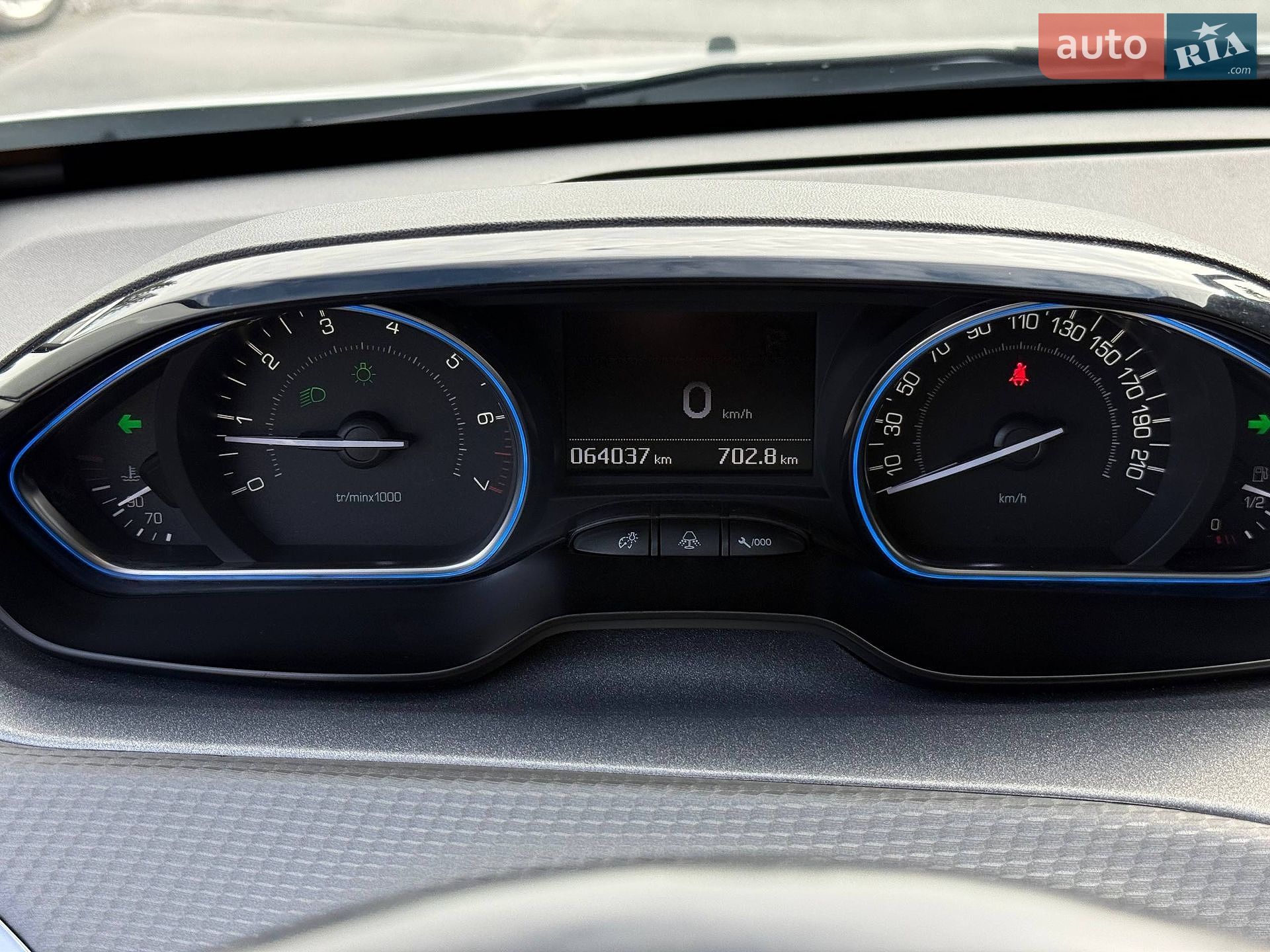 Peugeot 2008 2016 VIN VF3CUHNZTGY132160 фото оголошення 34 з 64