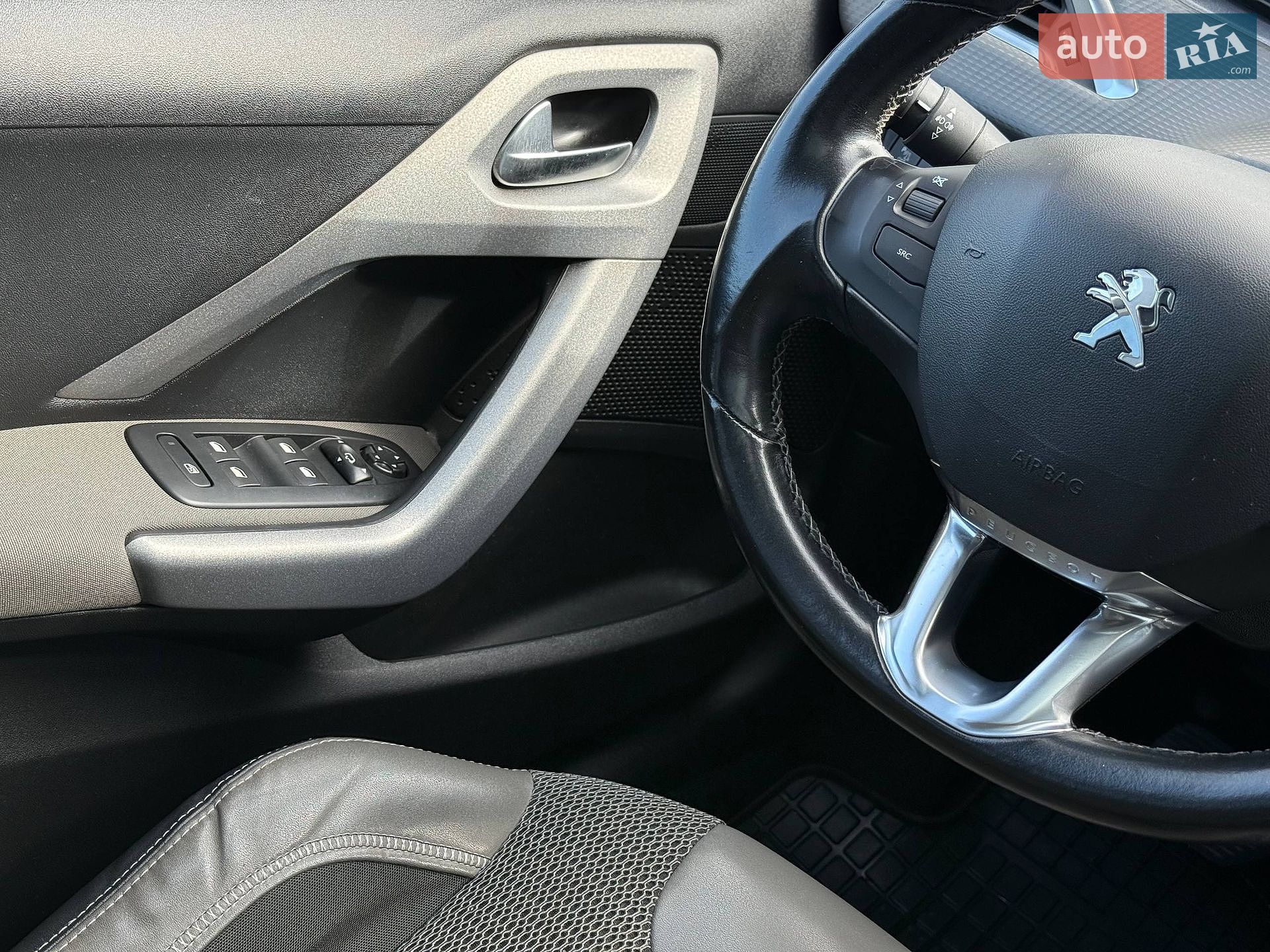 Peugeot 2008 2016 VIN VF3CUHNZTGY132160 фото оголошення 53 з 64