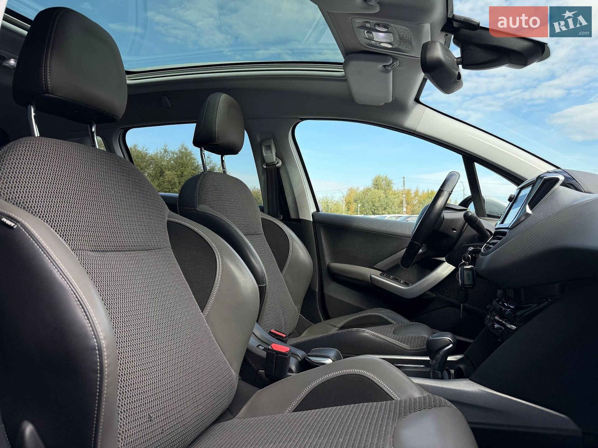 Peugeot 2008 2016 VIN VF3CUHNZTGY132160 фото оголошення 58 з 64