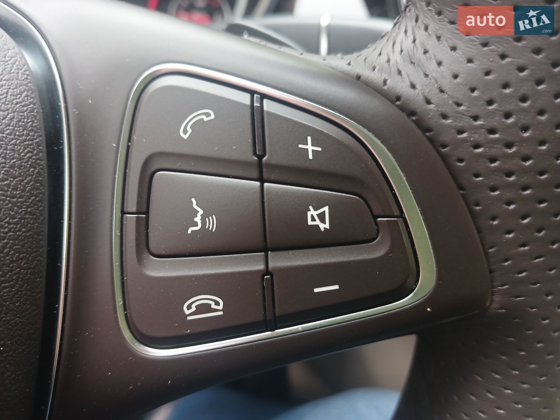 Mercedes-Benz GLE-Class 2016 VIN 4JGDA5JB8GA658595 фото оголошення 74 з 82