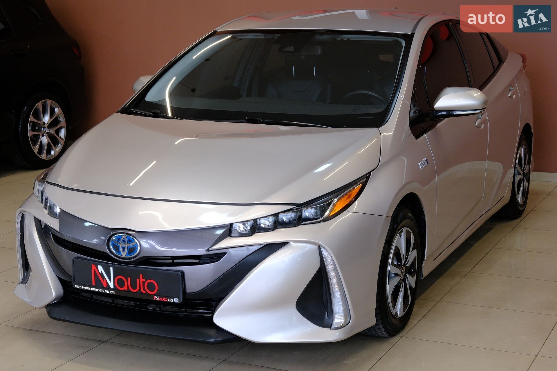 Toyota Prius 2019 VIN JTDKARFP7K3113864 фото оголошення 2 з 43