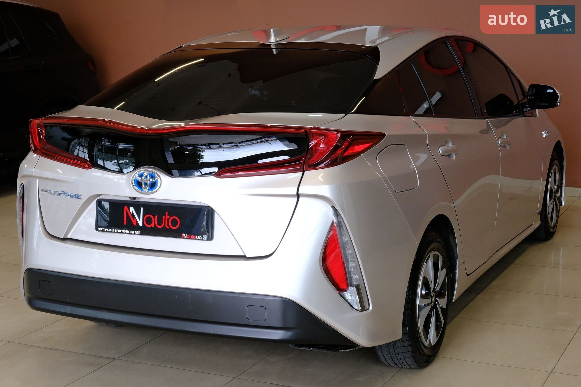 Toyota Prius 2019 VIN JTDKARFP7K3113864 фото оголошення 13 з 43