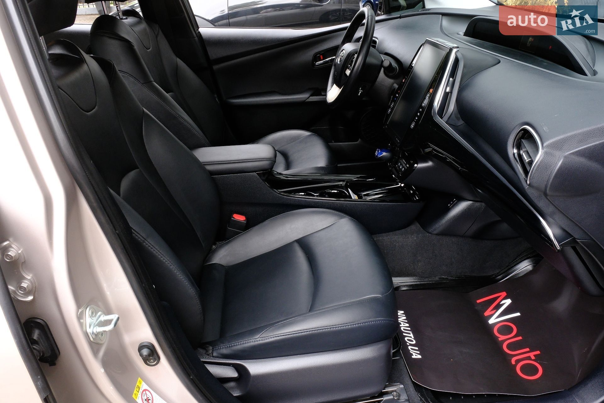 Toyota Prius 2019 VIN JTDKARFP7K3113864 фото оголошення 39 з 43