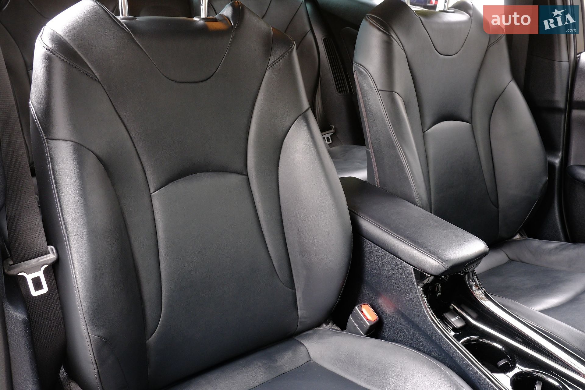 Toyota Prius 2019 VIN JTDKARFP7K3113864 фото оголошення 40 з 43