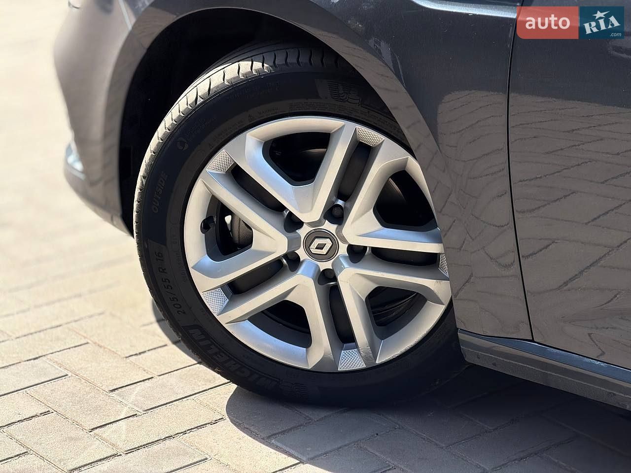 Renault Megane 2017 VIN VF1RFB00058545673 фото оголошення 10 з 20