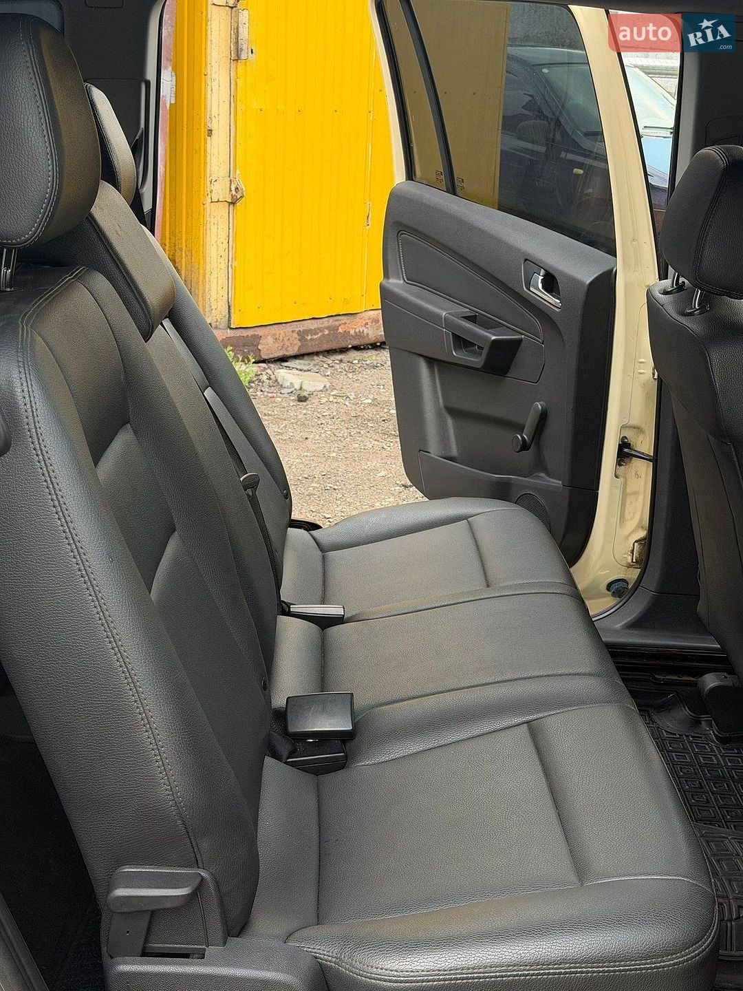 Opel Zafira 2012 VIN W0L0AHM75C2100366 фото оголошення 8 з 13