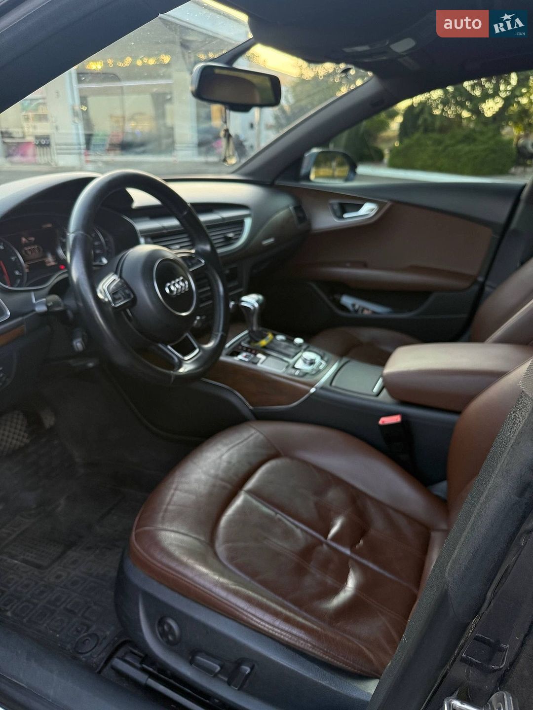 Audi A7 Sportback 2014 VIN WAUWGAFC6FN010960 фото оголошення 14 з 18