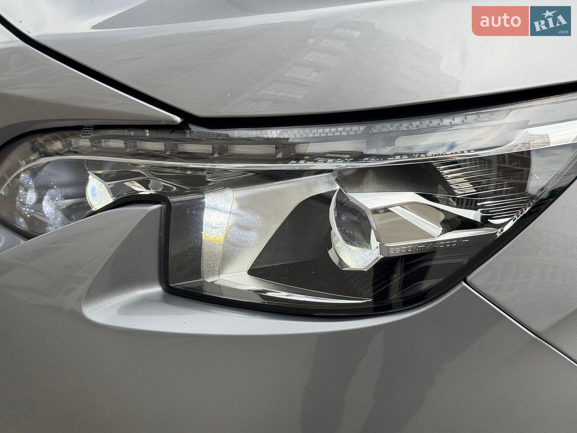 Peugeot 3008 2020 VIN VF3MCYHZRLS242573 фото оголошення 13 з 31