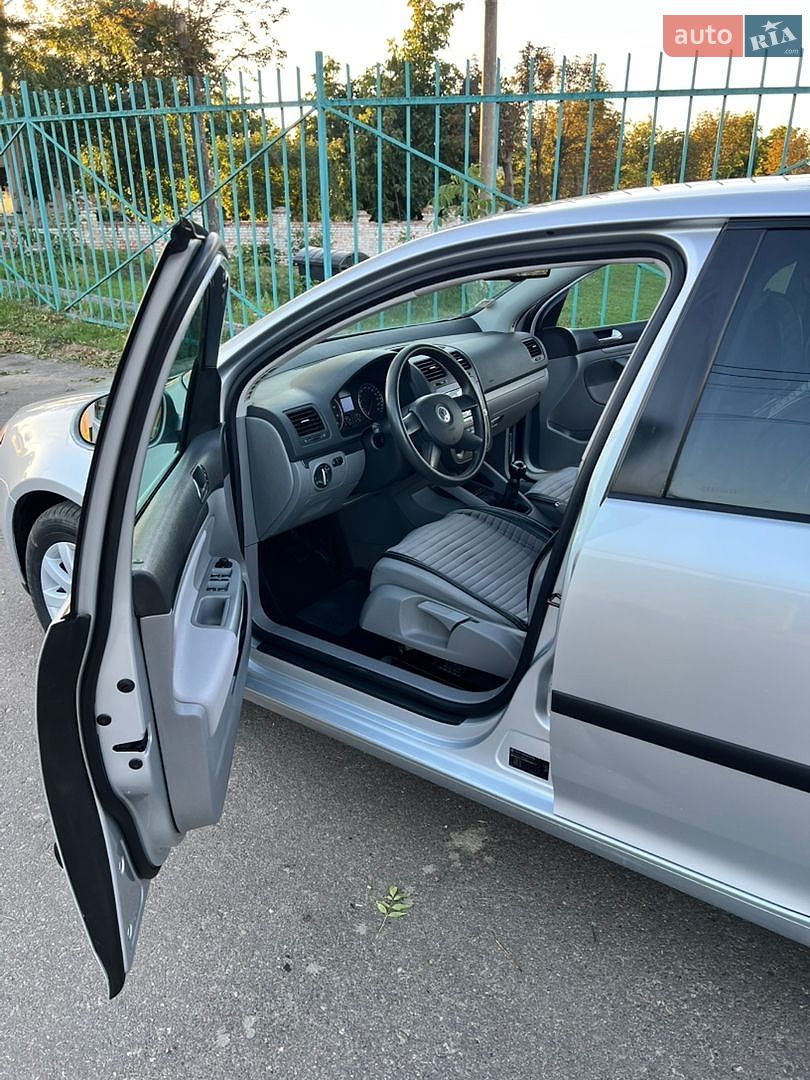 Volkswagen Golf 2004 VIN WVWZZZ1KZ5B038417 фото оголошення 16 з 26