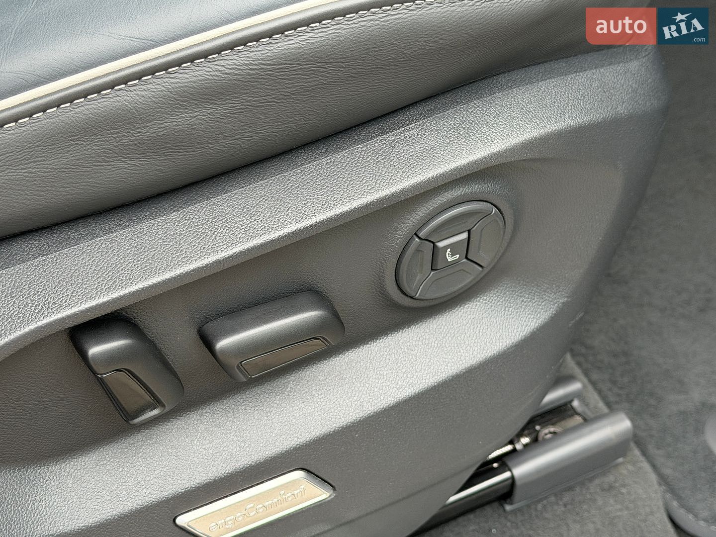 Volkswagen Touareg 2024 VIN WVGZZZCR0RD015675 фото оголошення 49 з 112