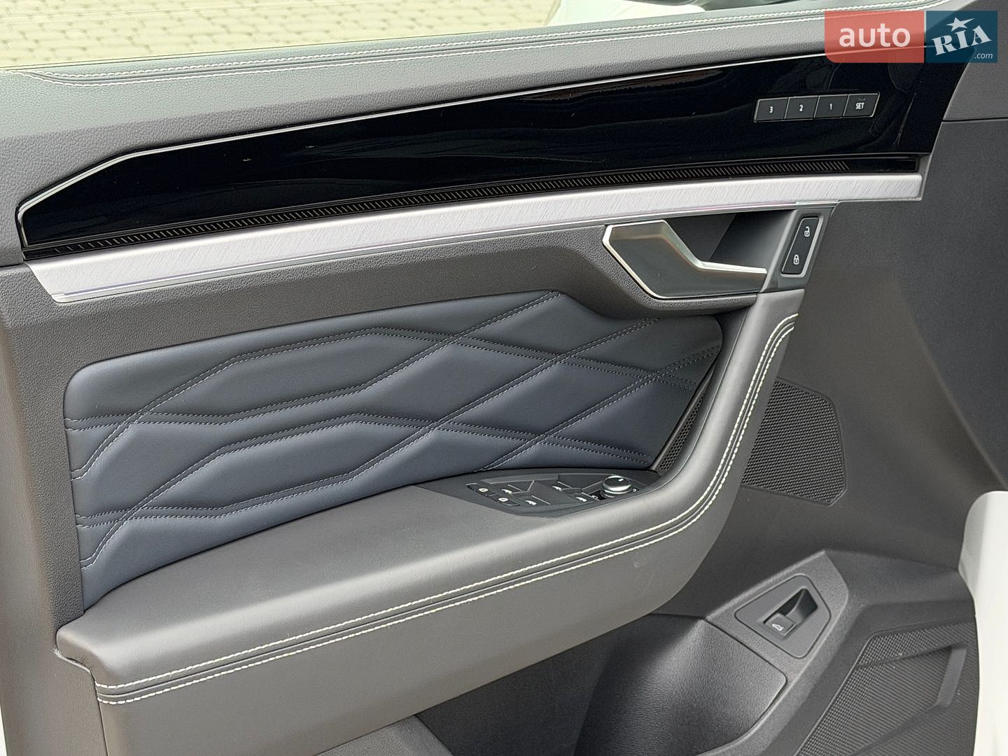Volkswagen Touareg 2024 VIN WVGZZZCR0RD015675 фото оголошення 77 з 112
