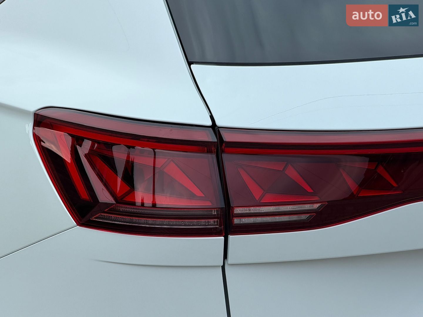 Volkswagen Touareg 2024 VIN WVGZZZCR0RD015675 фото оголошення 86 з 112