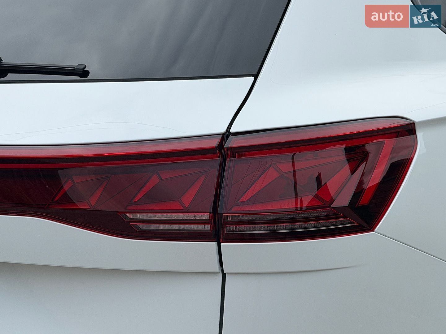 Volkswagen Touareg 2024 VIN WVGZZZCR0RD015675 фото оголошення 89 з 112