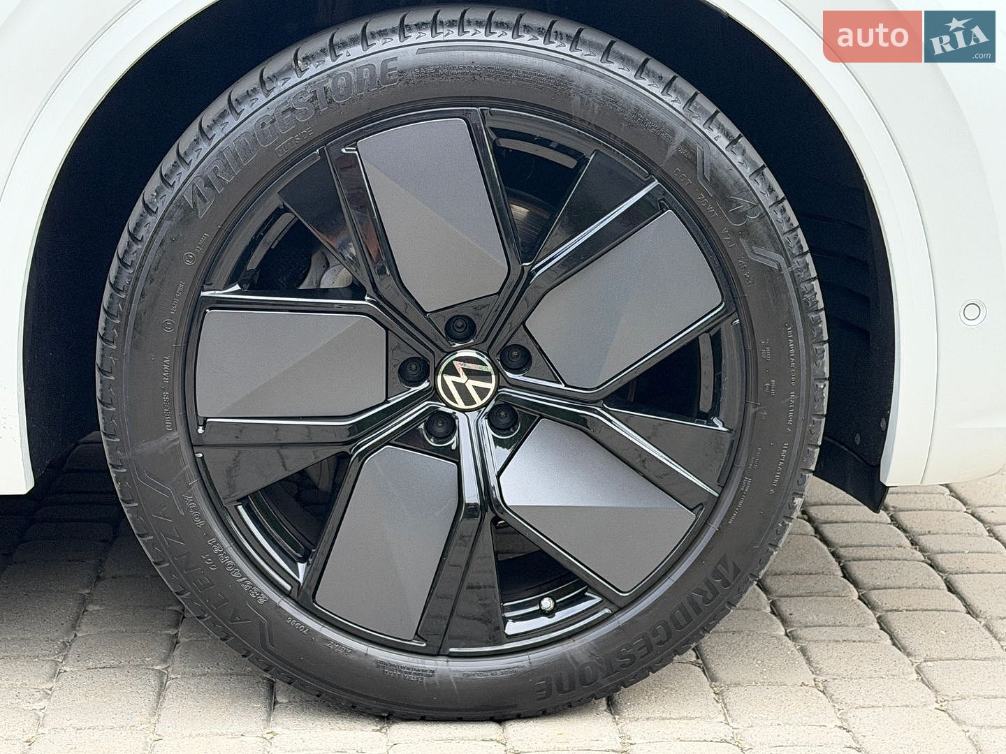 Volkswagen Touareg 2024 VIN WVGZZZCR0RD015675 фото оголошення 90 з 112