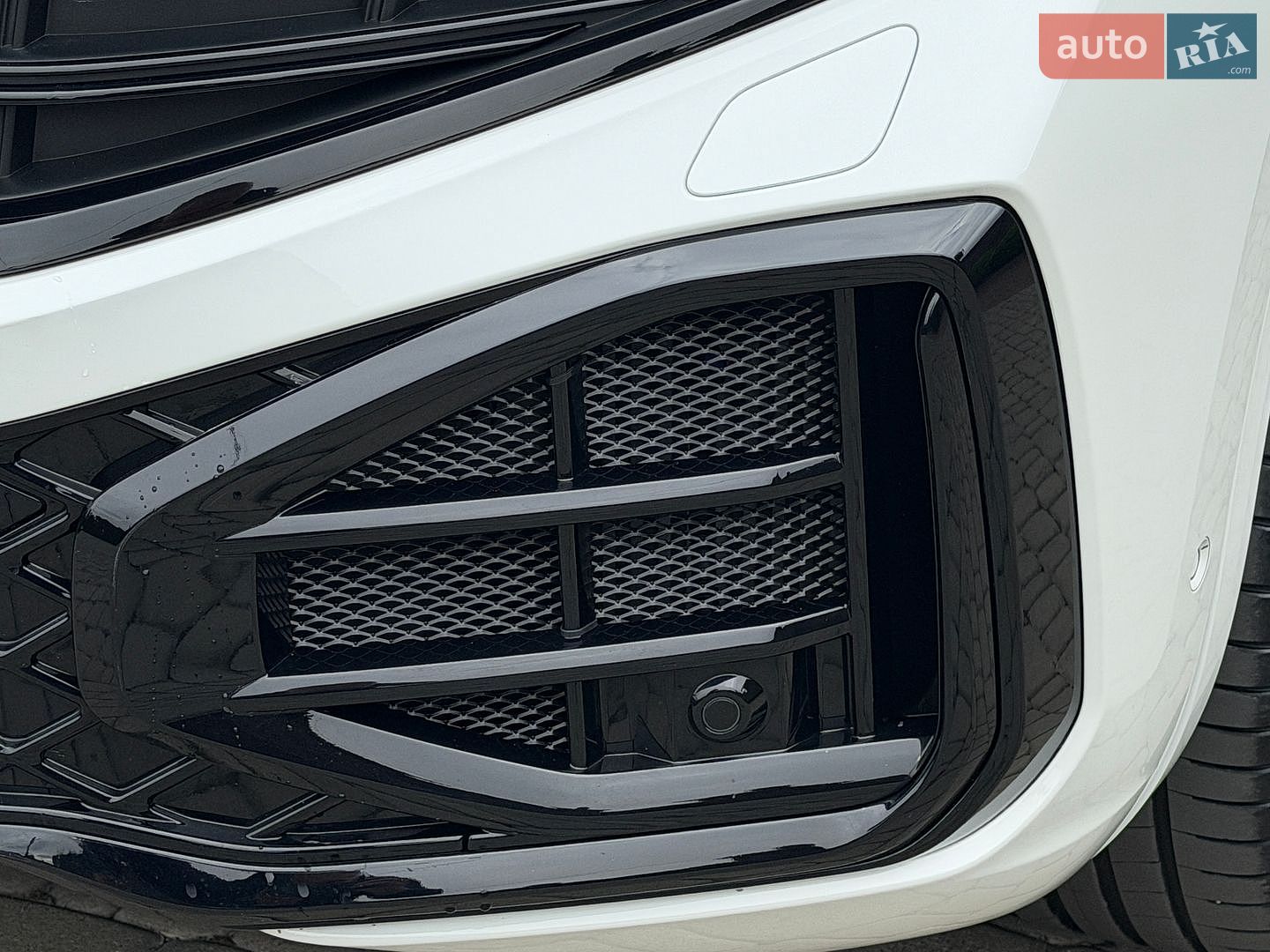 Volkswagen Touareg 2024 VIN WVGZZZCR0RD015675 фото оголошення 102 з 112