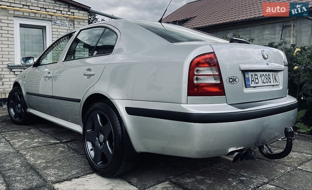 SKODA OCTAVIA 2003 VIN TMBBP21UX42860225 фото оголошення 2 з 9
