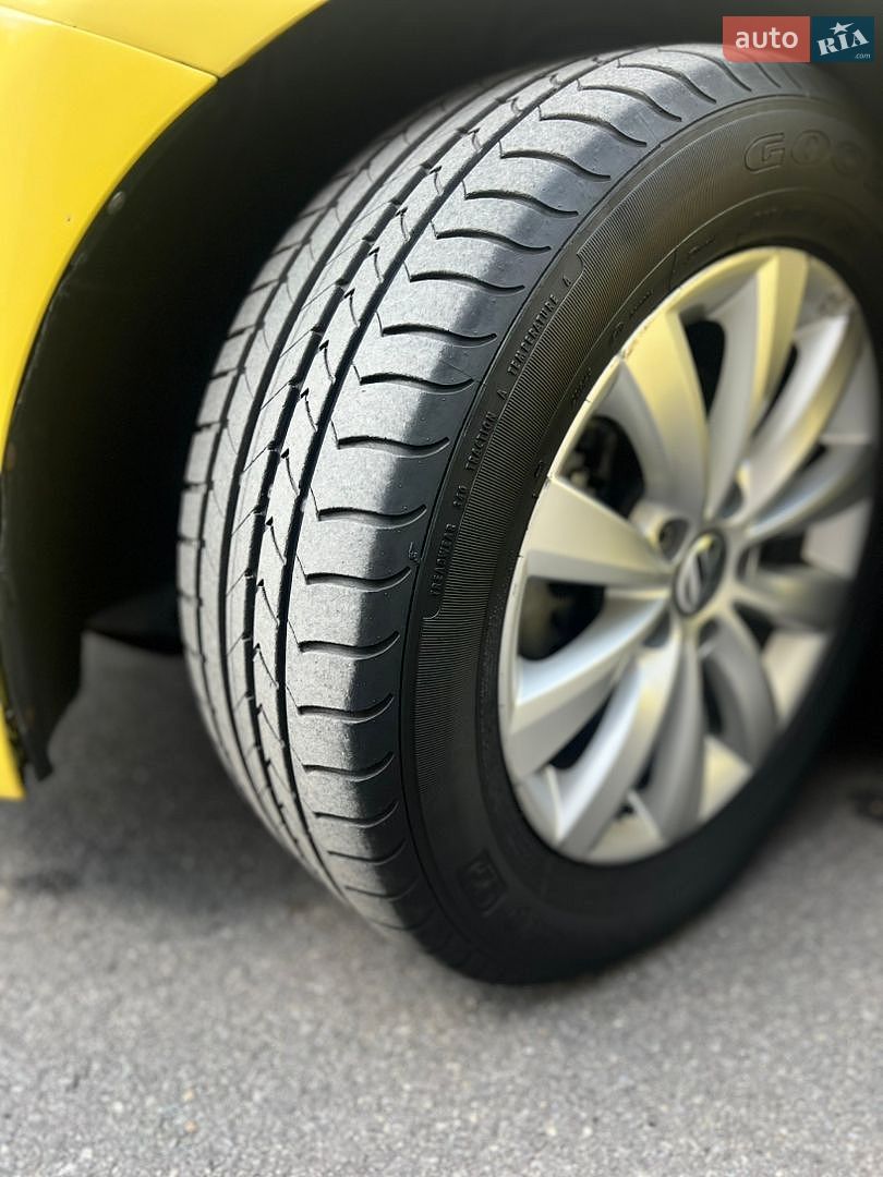 Volkswagen Beetle 2015 VIN 3VWF17AT4FM643169 фото оголошення 9 з 14