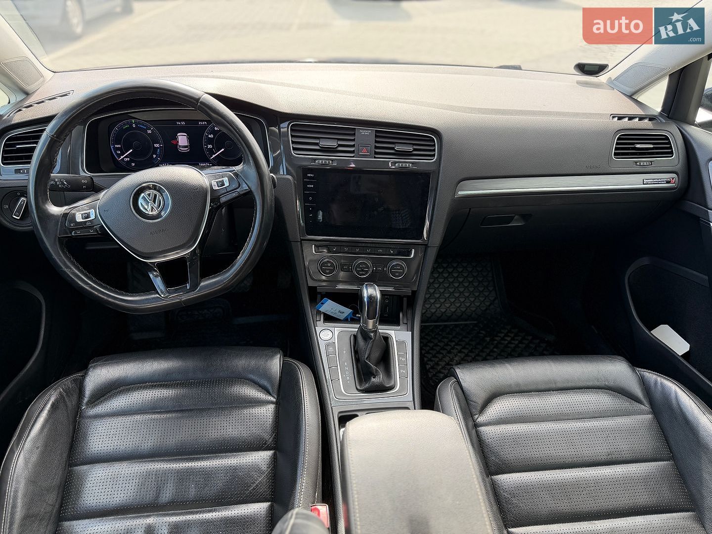 Volkswagen e-Golf 2018 VIN WVWZZZAUZJW910259 фото оголошення 7 з 10