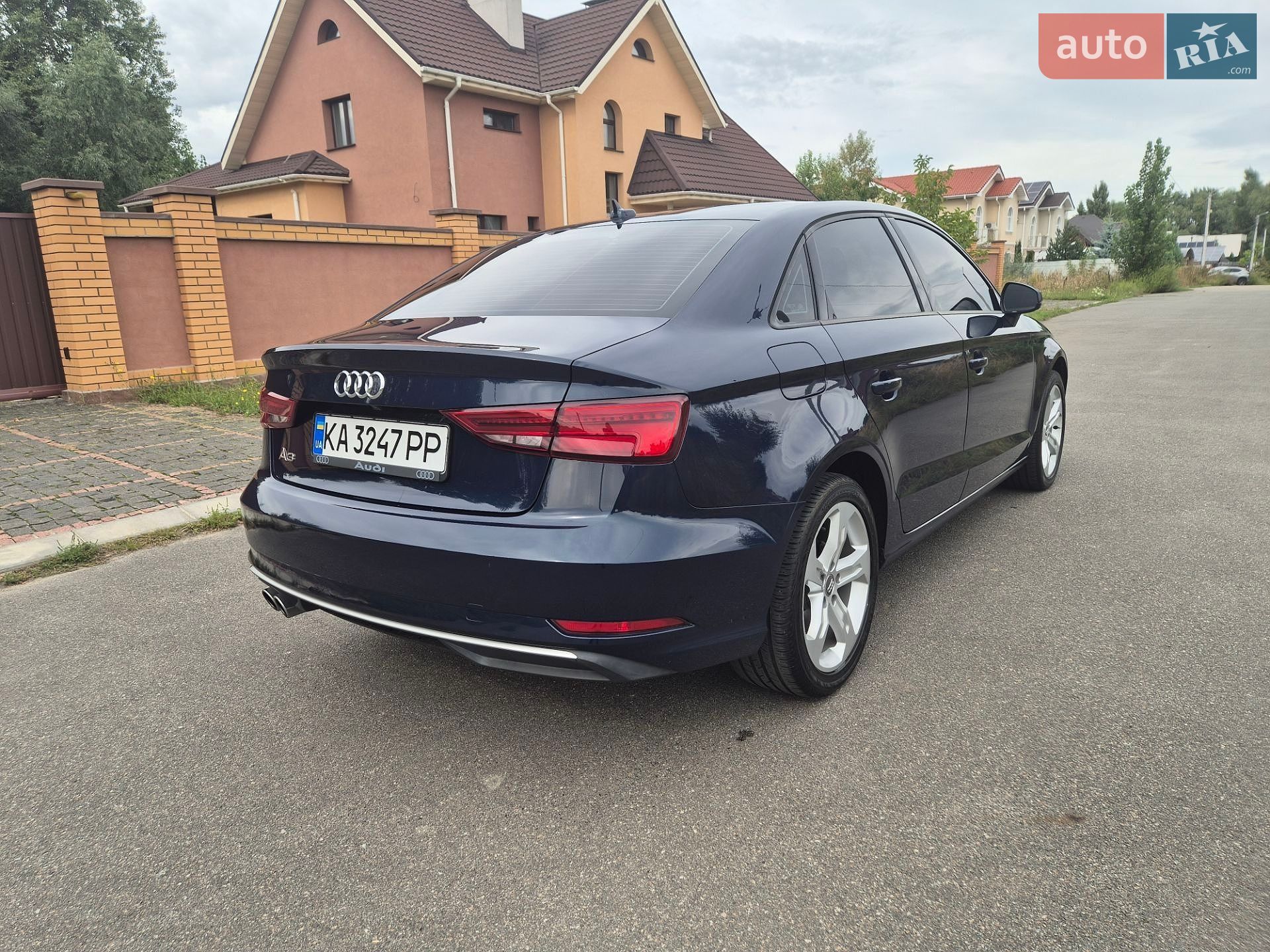 Audi A3 2017 VIN WAUAUGFFXJ1030371 фото оголошення 9 з 29