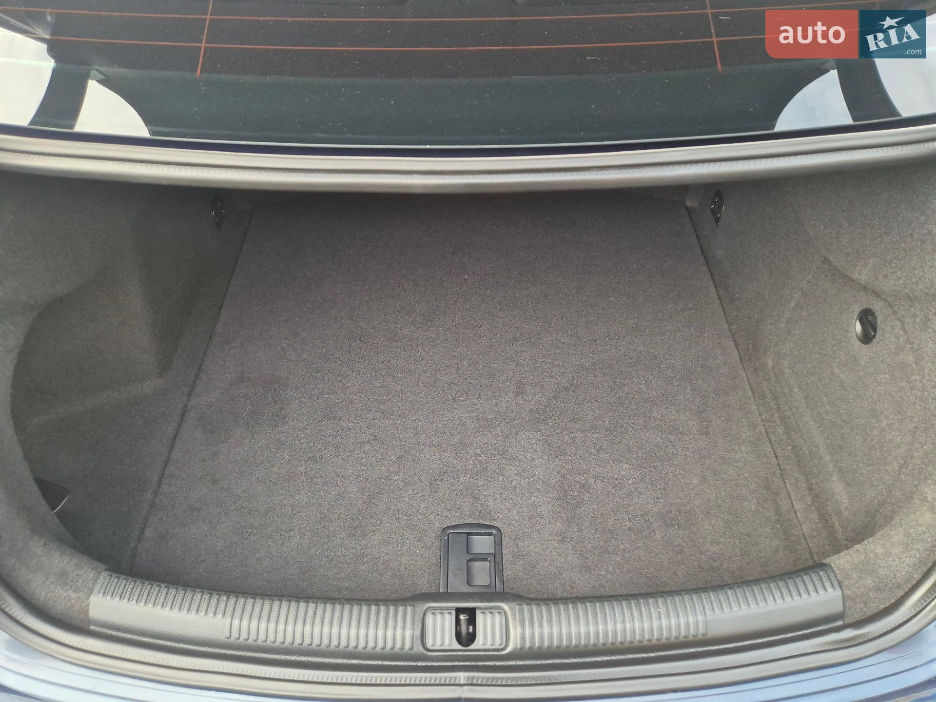 Audi A3 2017 VIN WAUAUGFFXJ1030371 фото оголошення 28 з 29